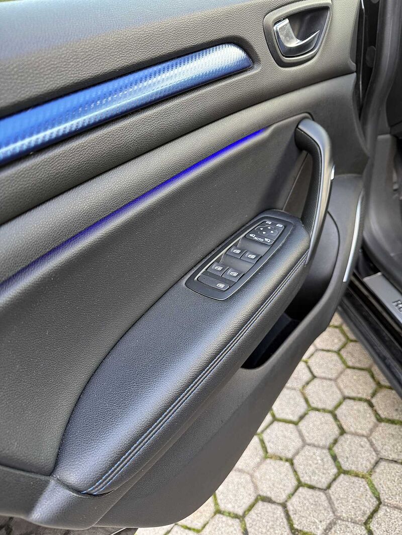 Renault Megane ENERGY TCe 205 EDC GT