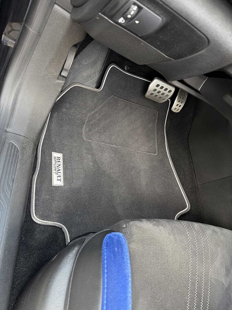 Renault Megane ENERGY TCe 205 EDC GT