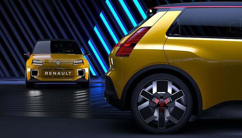 Renault gewinnt zwei Auszeichnungen beim Internationalen Automobil-Festival